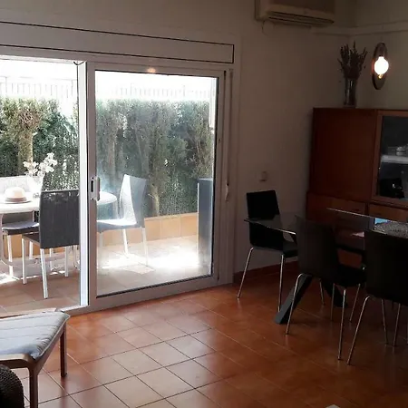 El Palmeral Apartment *
